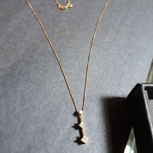 Tri Diamond Pendant & Chain